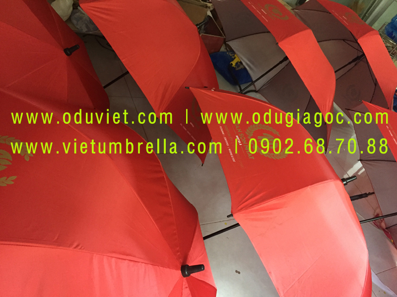 xưởng sản xuất ô dù cầm tay in logo quảng cáo